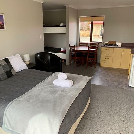 Ranfurly Holiday Park & Motels Extérieur photo