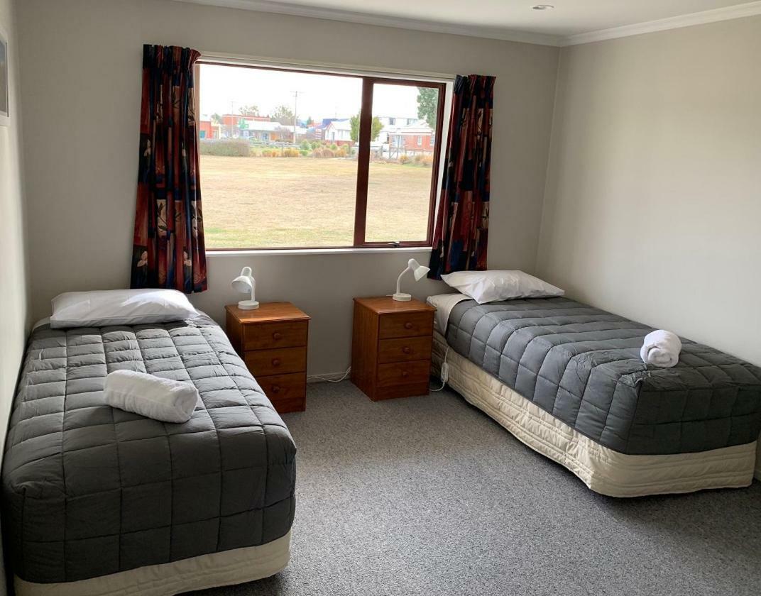 Ranfurly Holiday Park & Motels Extérieur photo